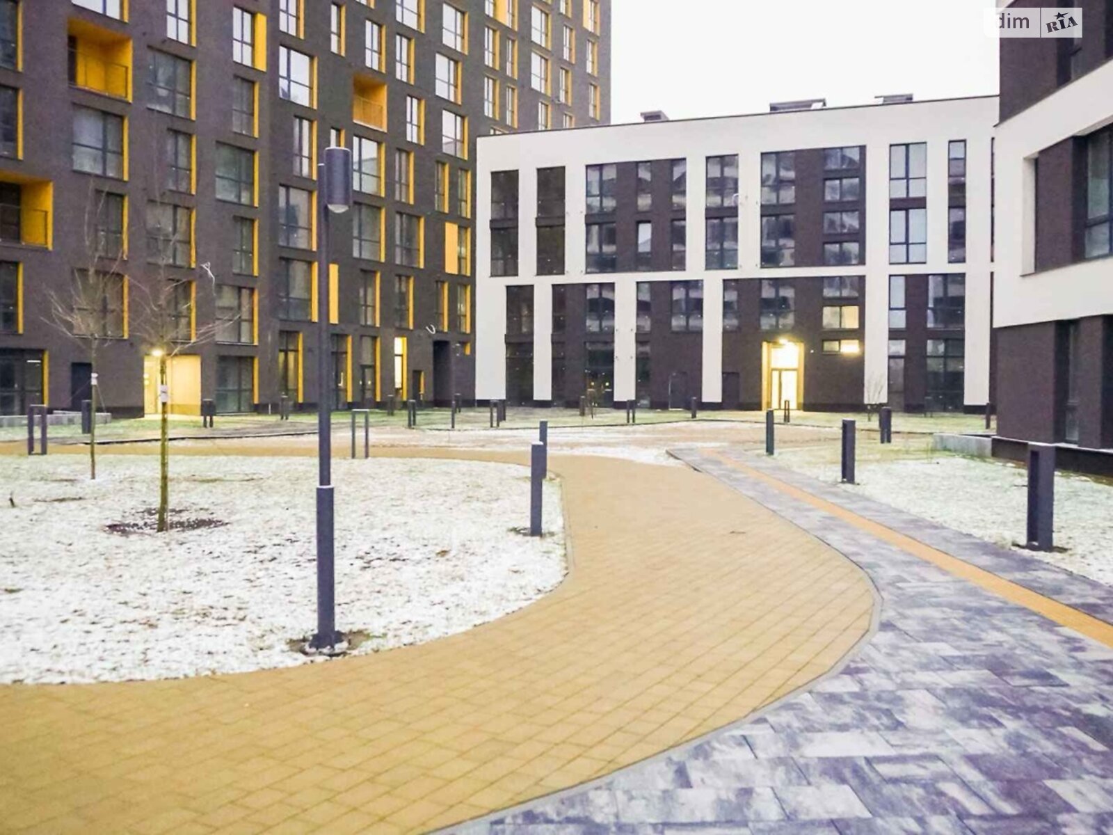 Продажа двухкомнатной квартиры в Львове, на ул. Хмельницкого Богдана 207, район Подзамче фото 1