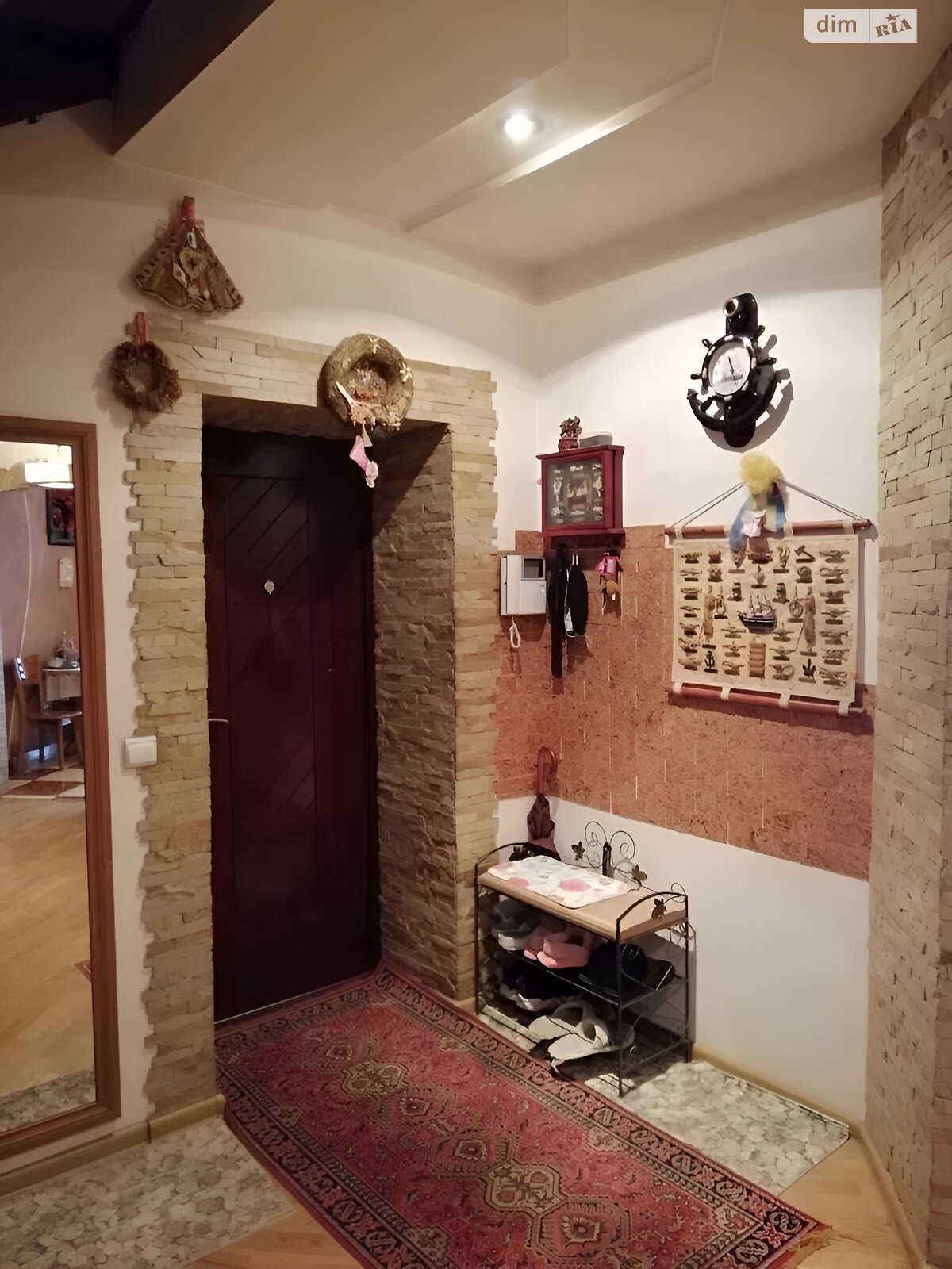 Продажа шестикомнатной квартиры в Львове, на ул. Квитовая, район Подзамче фото 1 Продажа шестикомнатной квартиры в Львове, на ул. Квитовая, район Подзамче фото 1