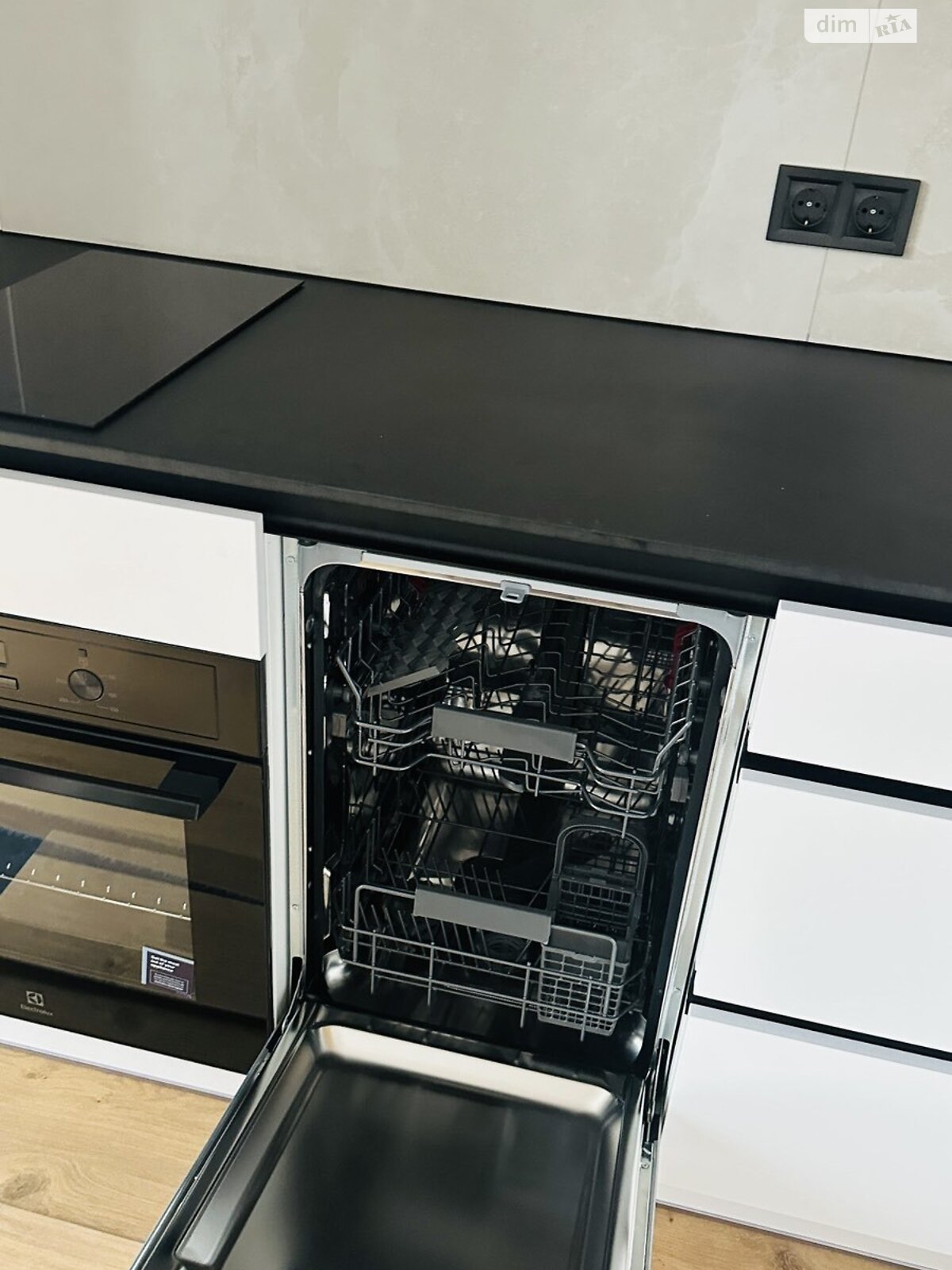 Продажа однокомнатной квартиры в Львове, на ул. Лемковская 11Б, район Подзамче фото 1