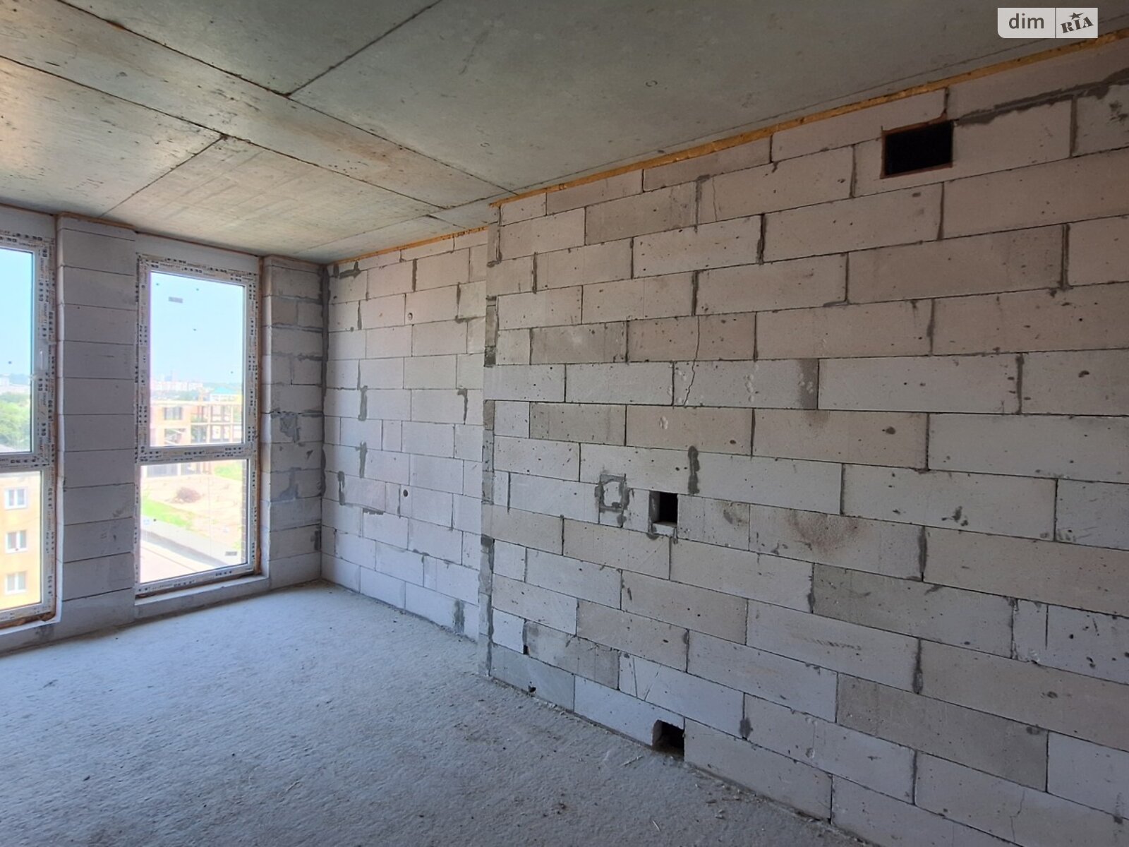 Продажа шестикомнатной квартиры в Львове, на ул. Волынская, район Подзамче фото 1