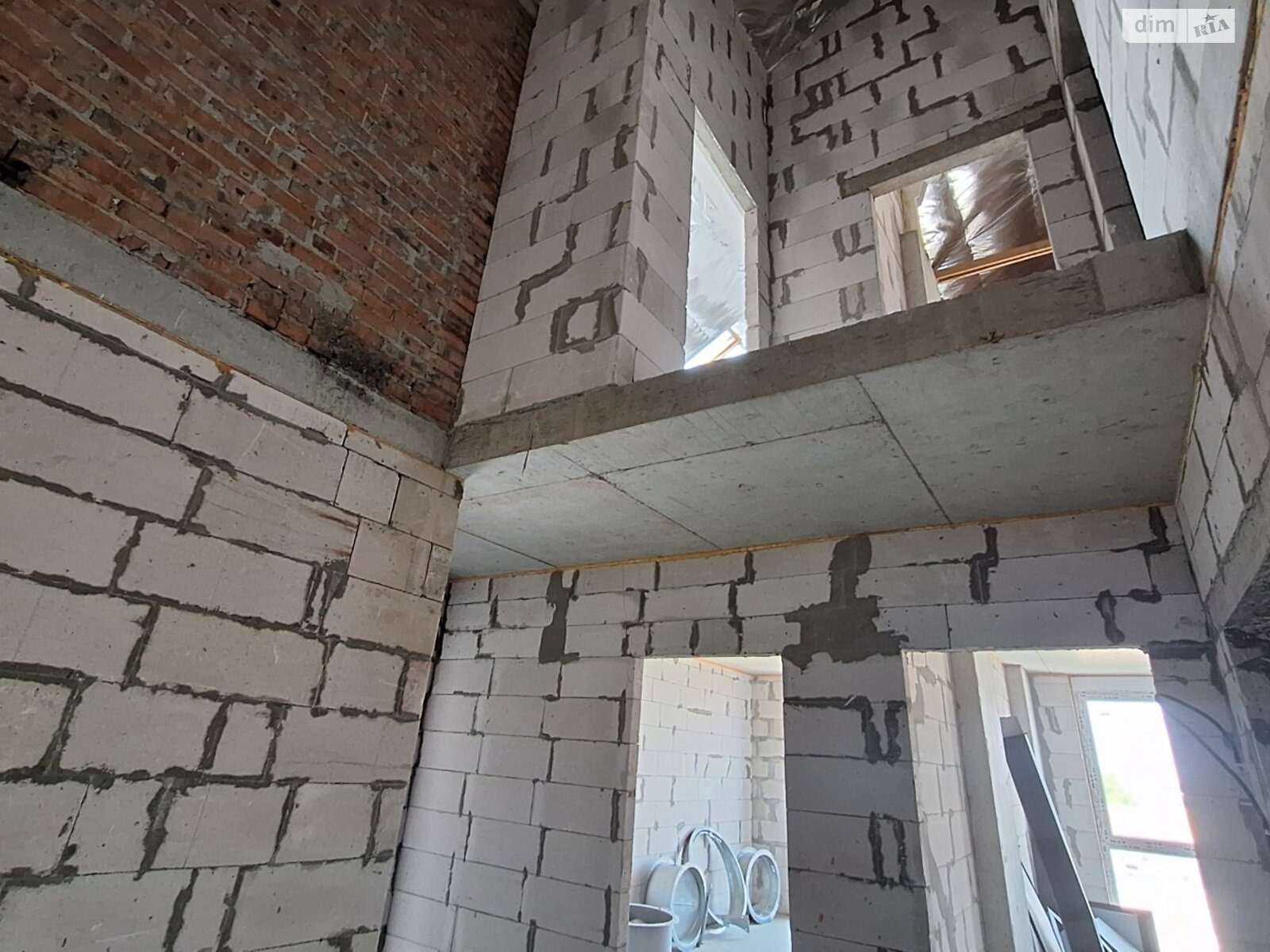 Продажа шестикомнатной квартиры в Львове, на ул. Волынская, район Подзамче фото 1