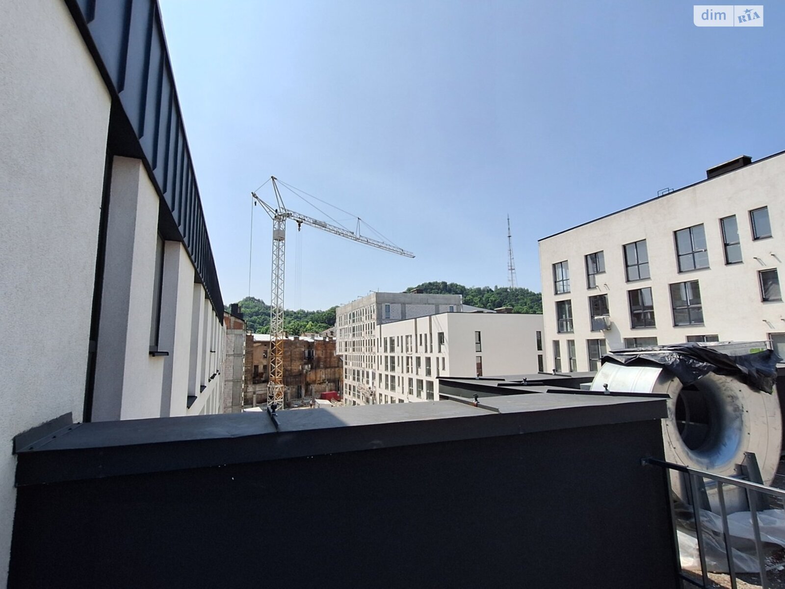 Продажа шестикомнатной квартиры в Львове, на ул. Волынская, район Подзамче фото 1