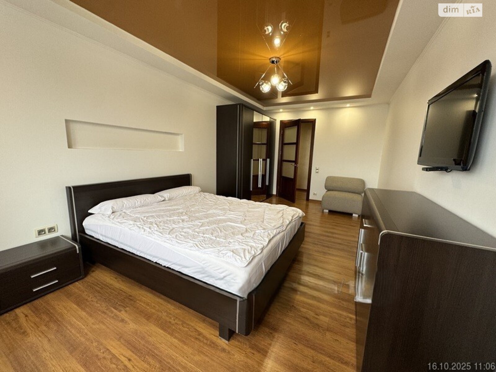 Продажа трехкомнатной квартиры в Львове, на ул. Оноре де Бальзака 25, район Подзамче фото 1 Продажа трехкомнатной квартиры в Львове, на ул. Оноре де Бальзака 25, район Подзамче фото 1