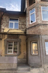 Продажа пятикомнатной квартиры в Львове, на ул. Остряницы Якова 3, район Подзамче фото 2
