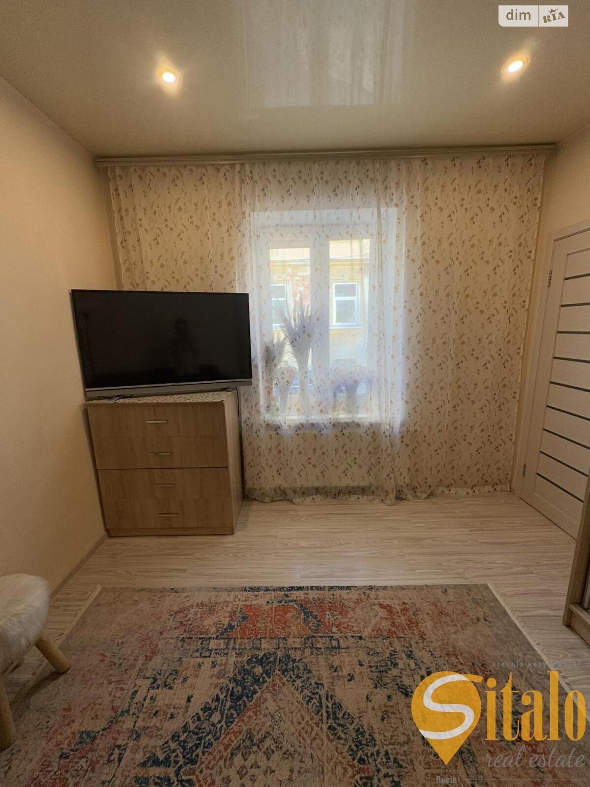 Продаж двокімнатної квартири в Львові, на вул. Підзамче 8, район Підзамче фото 1 Продаж двокімнатної квартири в Львові, на вул. Підзамче 8, район Підзамче фото 1
