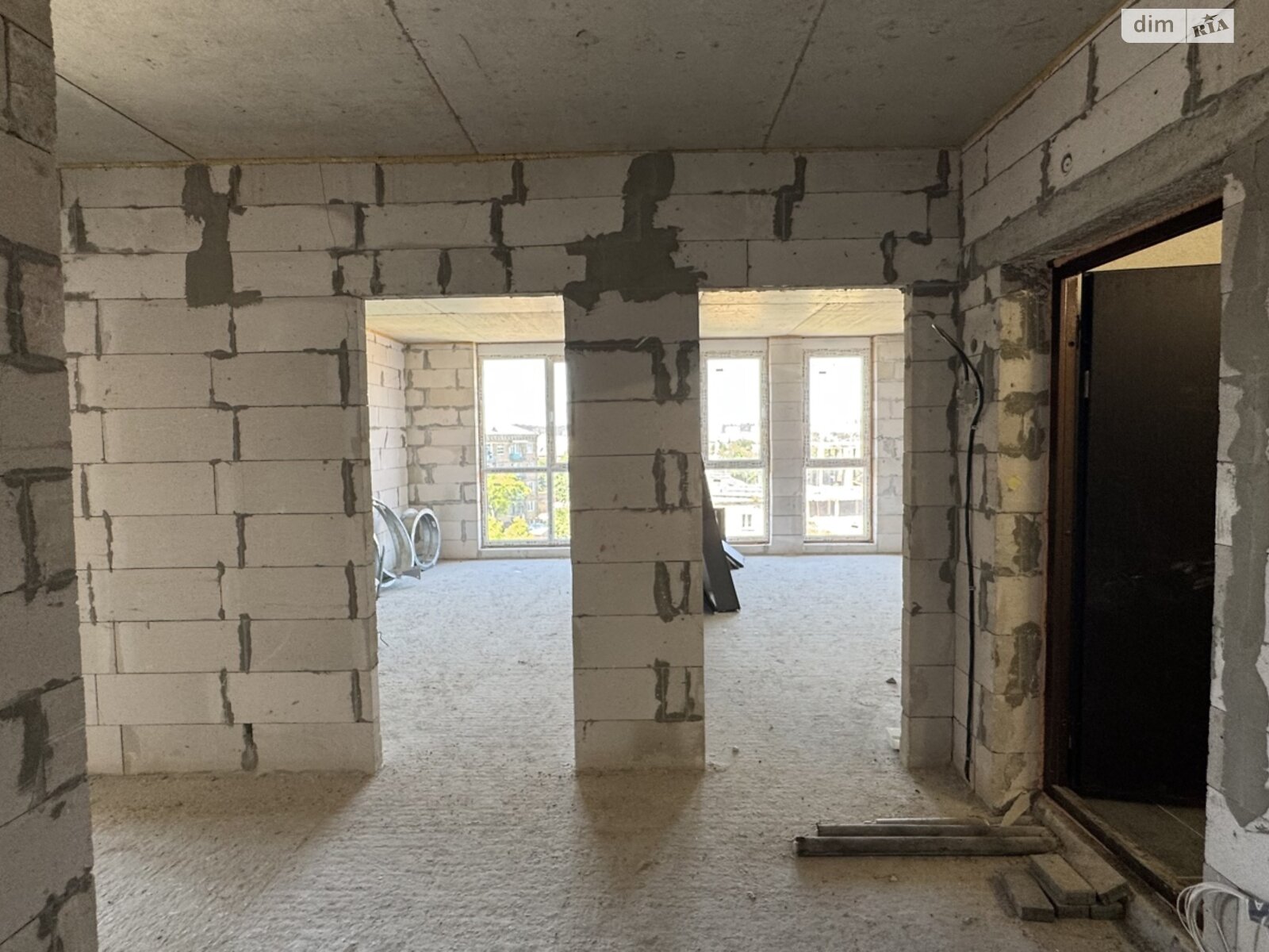 Продаж шестикімнатної квартири в Львові, на вул. Волинська 9Б, район Підзамче фото 1 Продаж шестикімнатної квартири в Львові, на вул. Волинська 9Б, район Підзамче фото 1
