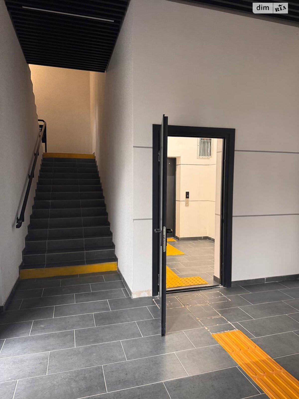 Продажа двухкомнатной квартиры в Львове, на ул. Волынская 9Б, район Подзамче фото 1