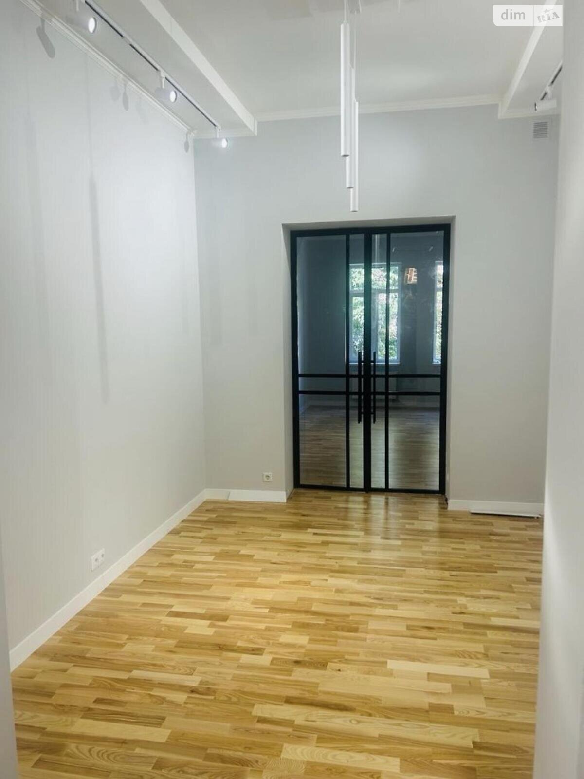 Продажа двухкомнатной квартиры в Львове, на ул. Замарстиновская, район Подзамче фото 1 Продажа двухкомнатной квартиры в Львове, на ул. Замарстиновская, район Подзамче фото 1