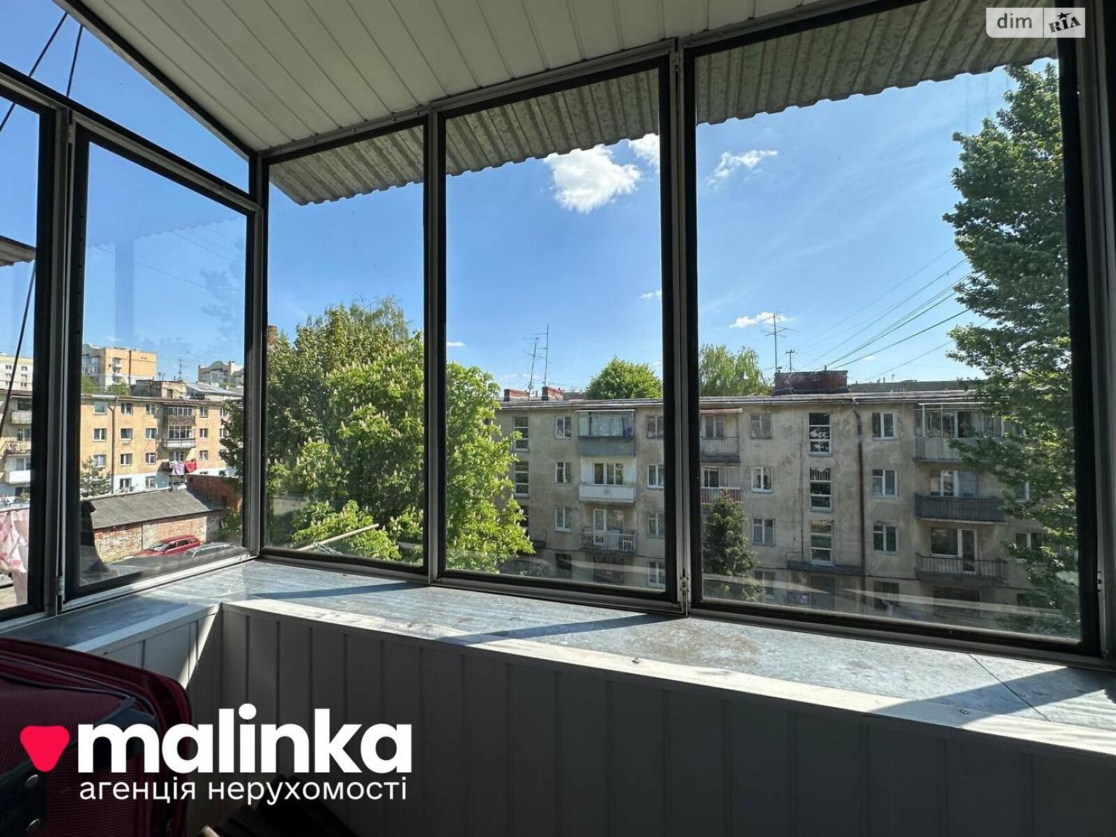 Продажа трехкомнатной квартиры в Львове, на ул. Братьев Дужих 22А, район Привокзальная фото 1 Продажа трехкомнатной квартиры в Львове, на ул. Братьев Дужих 22А, район Привокзальная фото 1