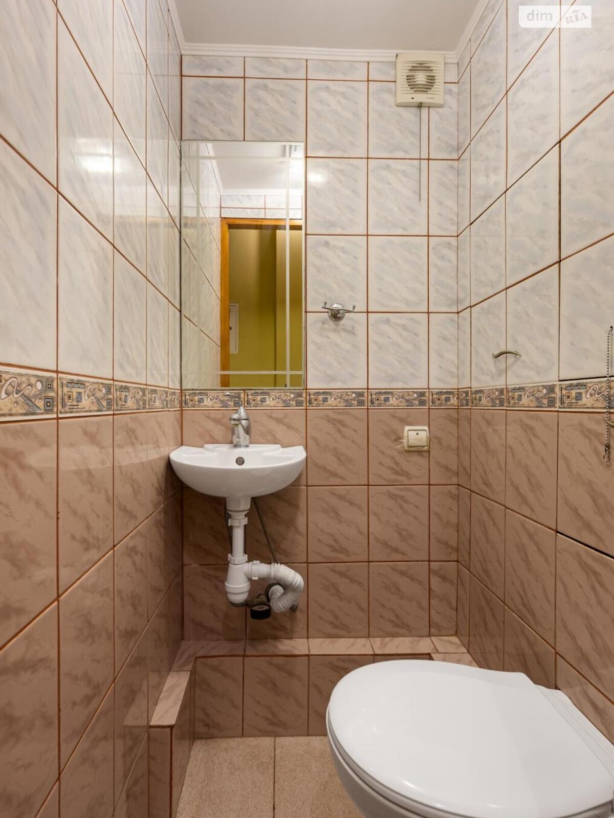 Продажа трехкомнатной квартиры в Львове, на ул. Братьев Дужих 22А, район Привокзальная фото 1 Продажа трехкомнатной квартиры в Львове, на ул. Братьев Дужих 22А, район Привокзальная фото 1