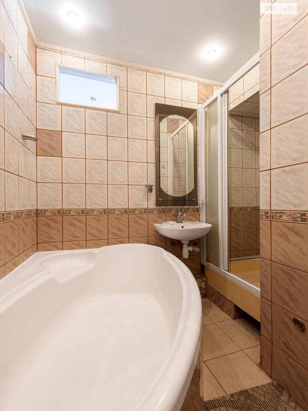 Продажа трехкомнатной квартиры в Львове, на ул. Братьев Дужих 22А, район Привокзальная фото 1 Продажа трехкомнатной квартиры в Львове, на ул. Братьев Дужих 22А, район Привокзальная фото 1