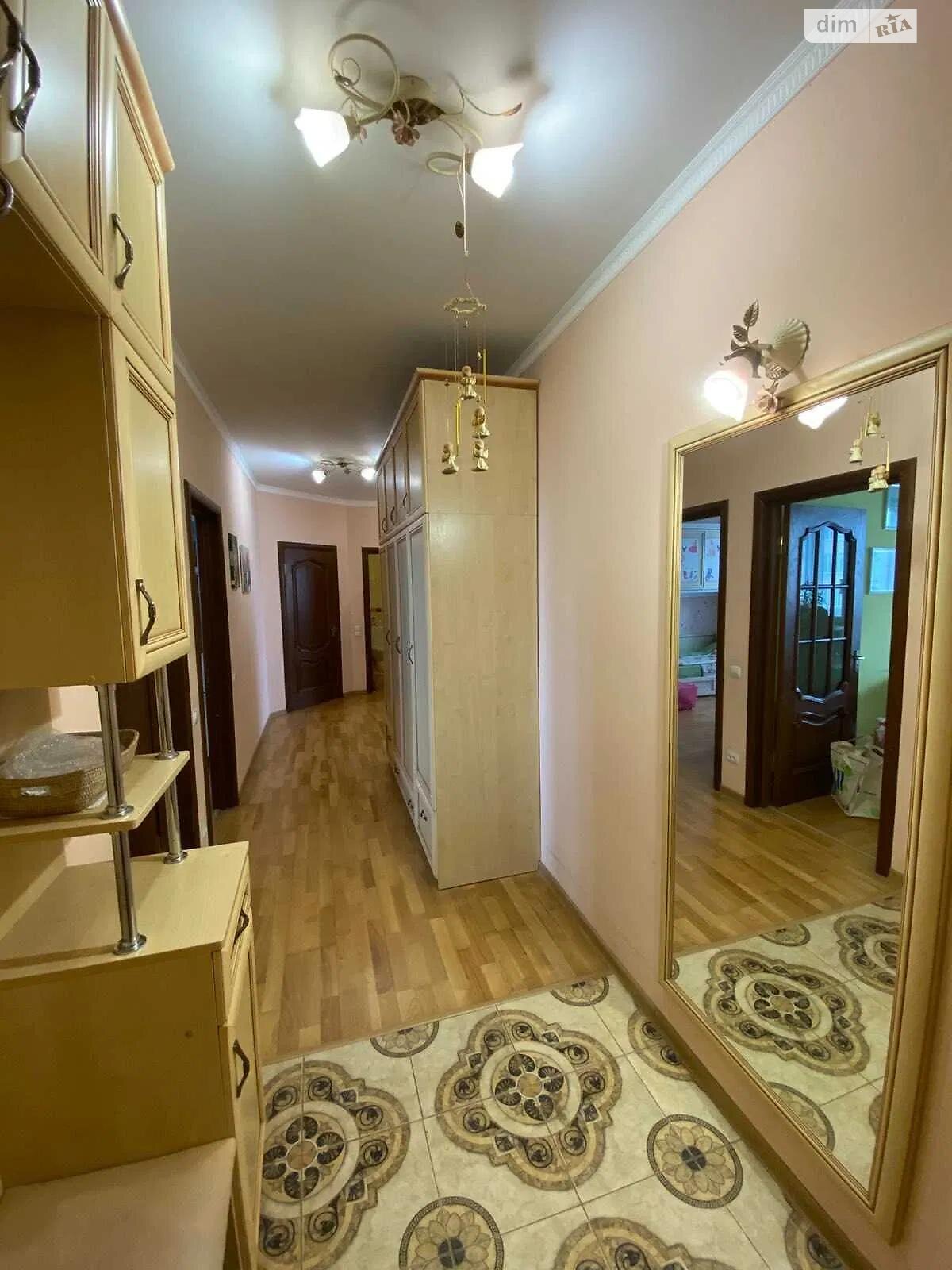 Продажа трехкомнатной квартиры в Львове, на ул. Головацкого 23, район Привокзальная фото 1