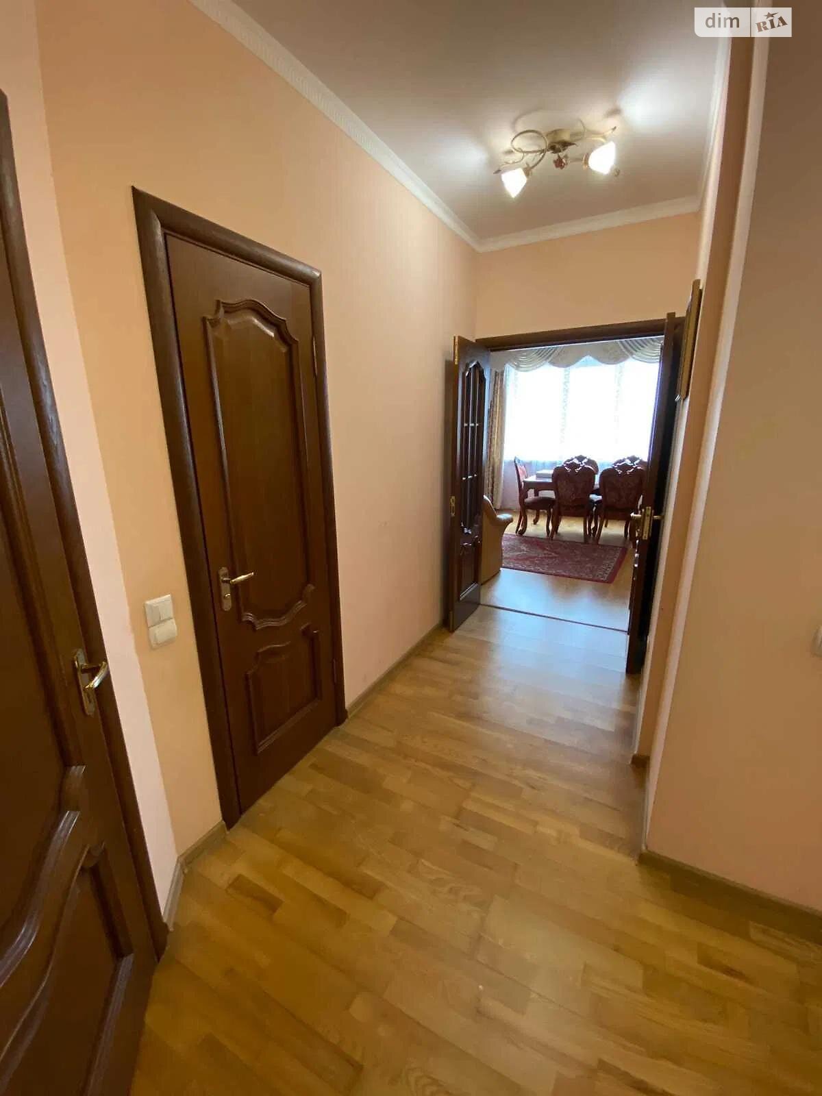 Продажа трехкомнатной квартиры в Львове, на ул. Головацкого 23, район Привокзальная фото 1