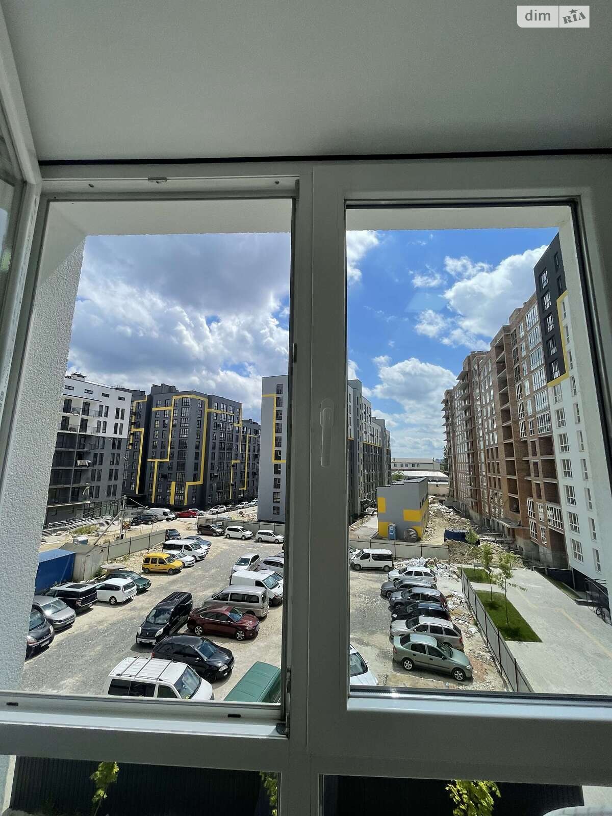 Продаж однокімнатної квартири в Львові, на вул. Залізнична, район Привокзальна фото 1 Продаж однокімнатної квартири в Львові, на вул. Залізнична, район Привокзальна фото 1