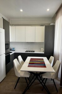 Продажа четырехкомнатной квартиры в Львове, на пл. Князя Святослава 5, район Привокзальная фото 2