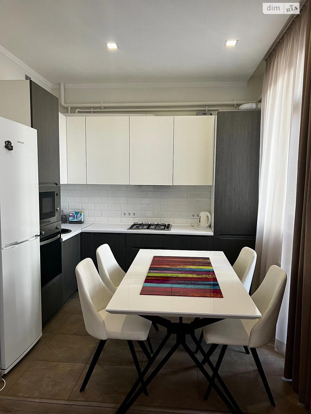 Продажа четырехкомнатной квартиры в Львове, на пл. Князя Святослава 5, район Привокзальная фото 1