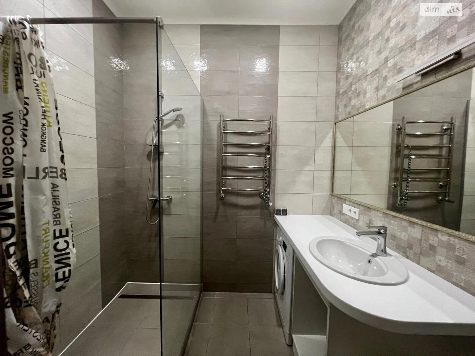 Продажа четырехкомнатной квартиры в Львове, на пл. Князя Святослава 5, район Привокзальная фото 1