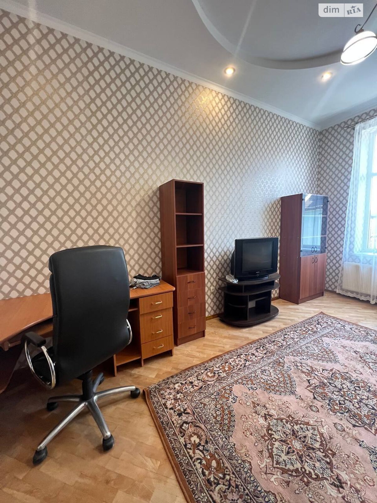 Продаж трикімнатної квартири в Львові, на вул. Коротка, район Привокзальна фото 1 Продаж трикімнатної квартири в Львові, на вул. Коротка, район Привокзальна фото 1