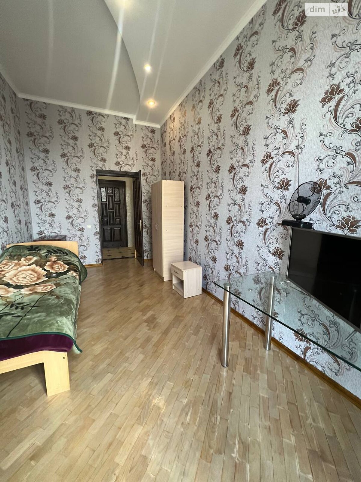 Продаж трикімнатної квартири в Львові, на вул. Коротка, район Привокзальна фото 1 Продаж трикімнатної квартири в Львові, на вул. Коротка, район Привокзальна фото 1