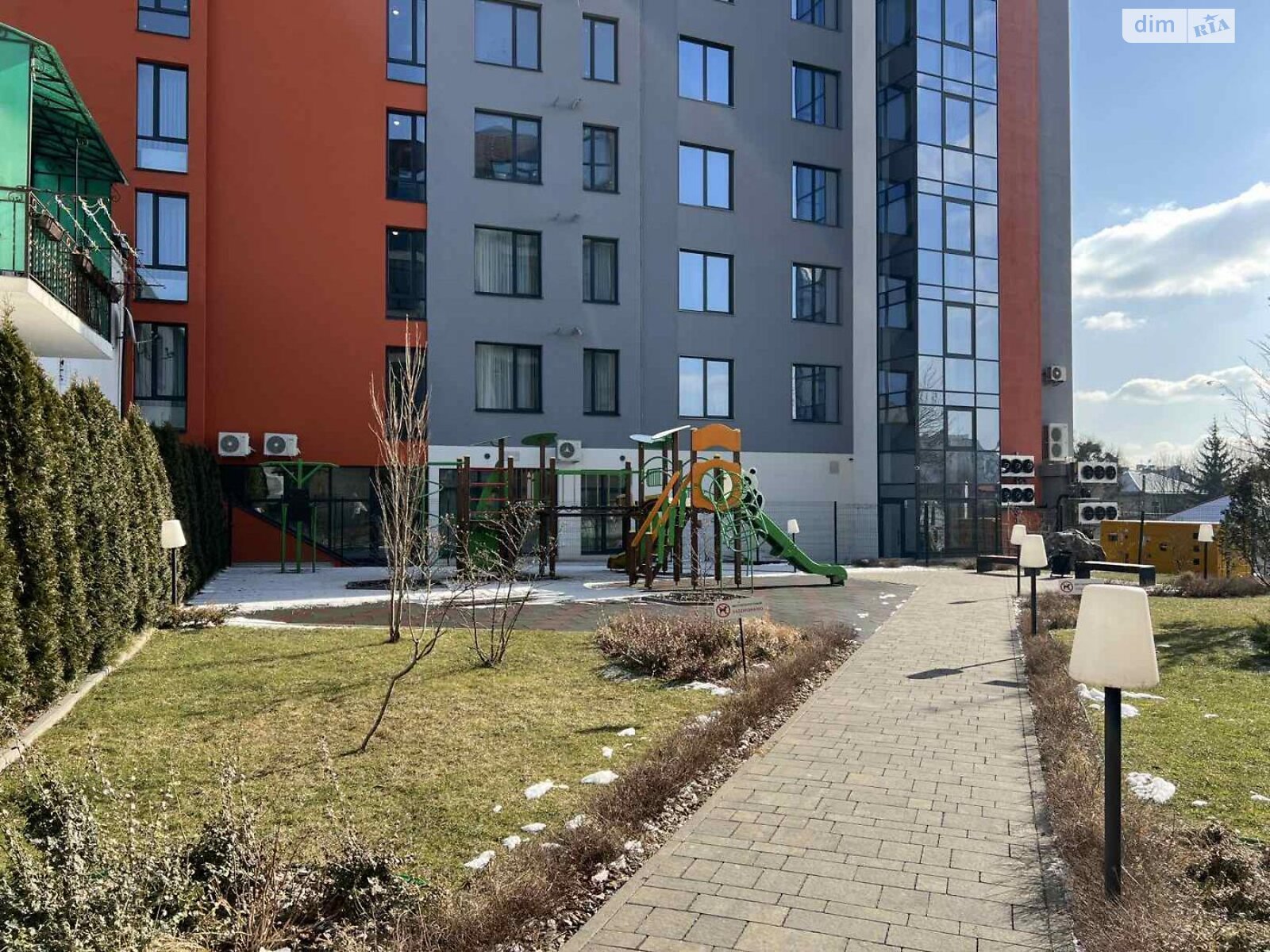 Продаж двокімнатної квартири в Львові, на вул. Шевченка Тараса 75А, район Привокзальна фото 1 Продаж двокімнатної квартири в Львові, на вул. Шевченка Тараса 75А, район Привокзальна фото 1