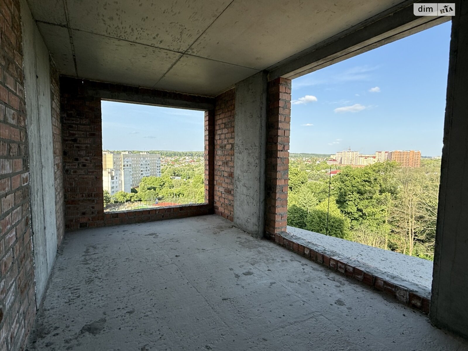 Продаж трикімнатної квартири в Львові, на вул. Величковського, район Рясне 2 фото 1 Продаж трикімнатної квартири в Львові, на вул. Величковського, район Рясне 2 фото 1