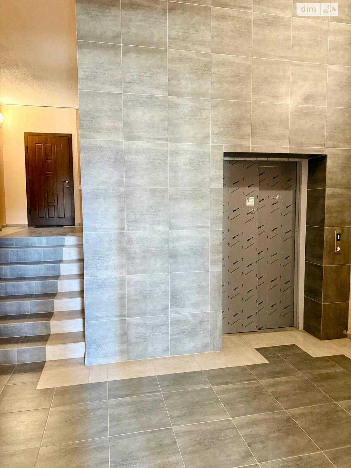 Продажа двухкомнатной квартиры в Львове, на ул. Величковского 17, район Рясное 2 фото 1 Продажа двухкомнатной квартиры в Львове, на ул. Величковского 17, район Рясное 2 фото 1