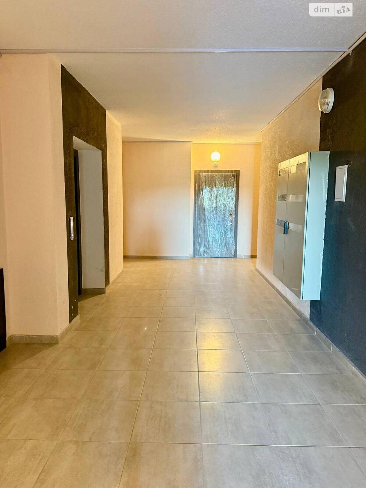 Продажа двухкомнатной квартиры в Львове, на ул. Величковского 17, район Рясное 2 фото 1 Продажа двухкомнатной квартиры в Львове, на ул. Величковского 17, район Рясное 2 фото 1