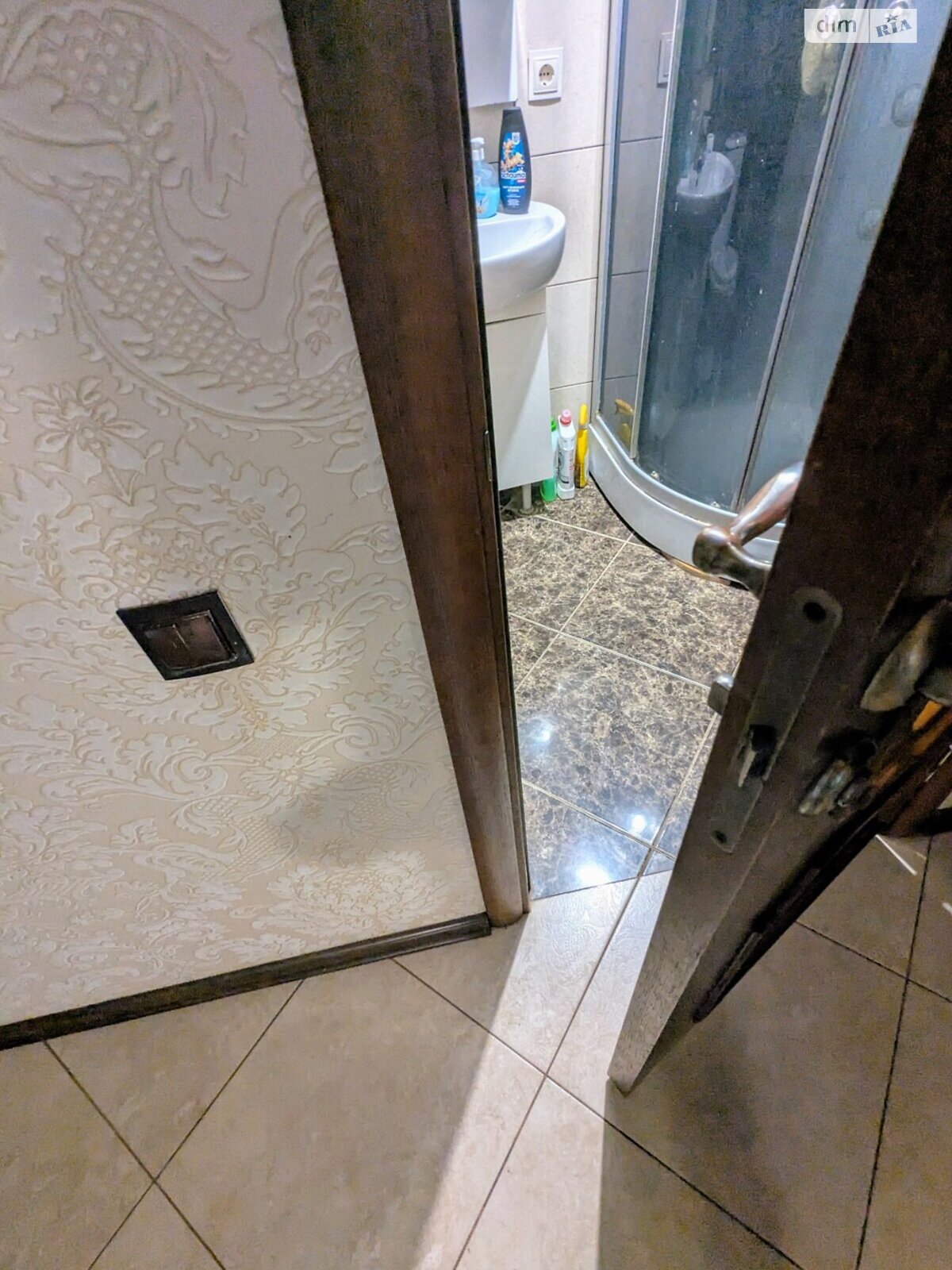 Продажа трехкомнатной квартиры в Львове, на ул. Антонича 2, район Санта Барбара фото 1 Продажа трехкомнатной квартиры в Львове, на ул. Антонича 2, район Санта Барбара фото 1