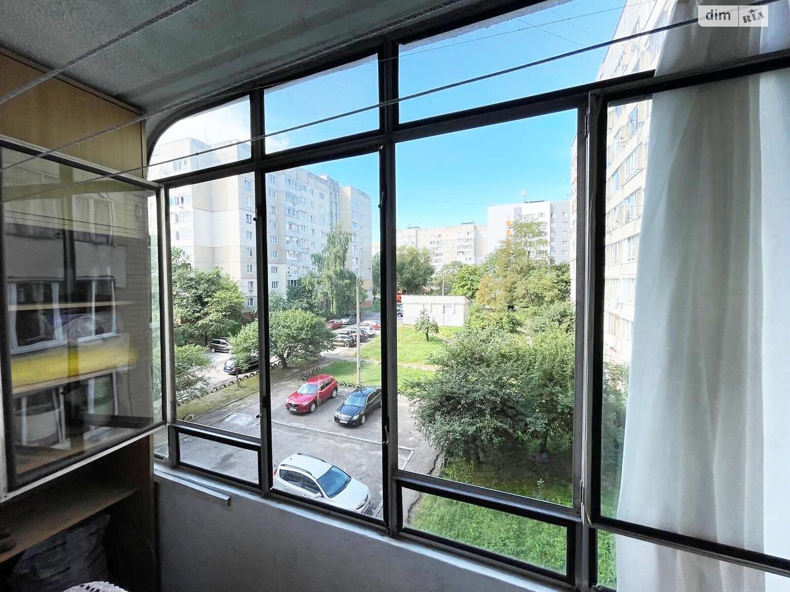 Продаж чотирикімнатної квартири в Львові, на вул. Коломийська 14, район Санта Барбара фото 1 Продаж чотирикімнатної квартири в Львові, на вул. Коломийська 14, район Санта Барбара фото 1