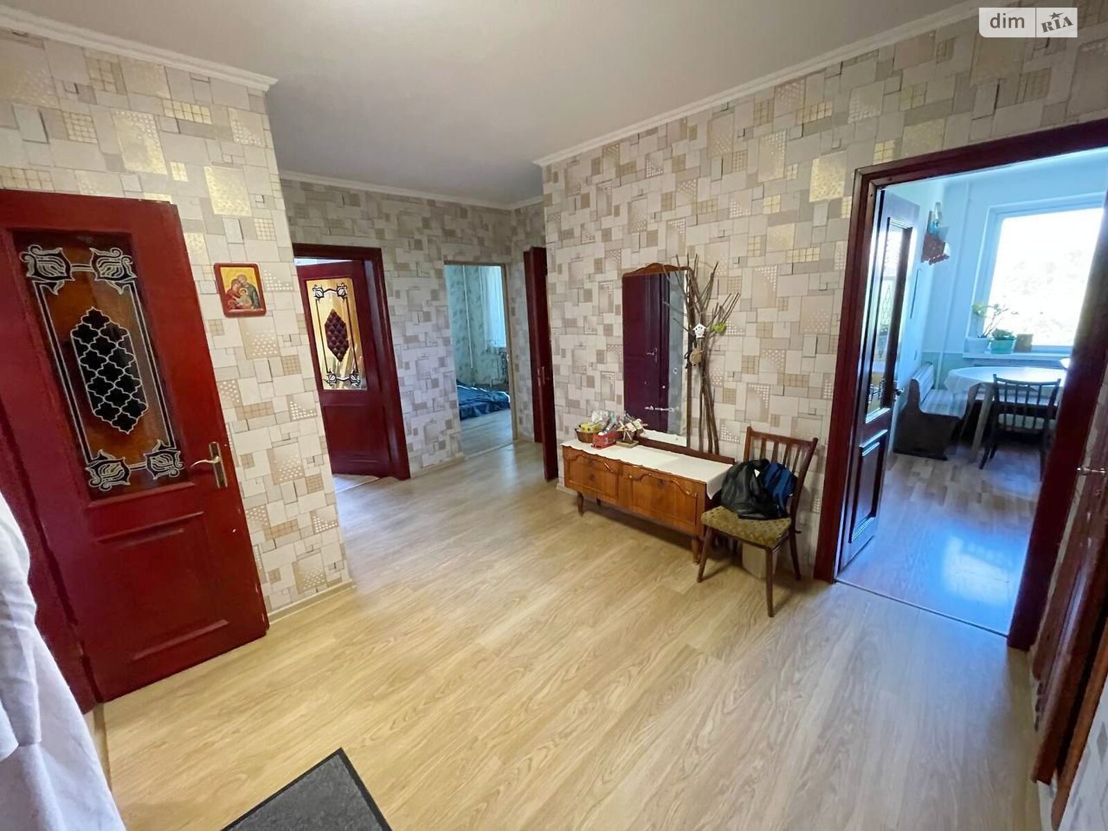 Продаж чотирикімнатної квартири в Львові, на вул. Коломийська 14, район Санта Барбара фото 1 Продаж чотирикімнатної квартири в Львові, на вул. Коломийська 14, район Санта Барбара фото 1