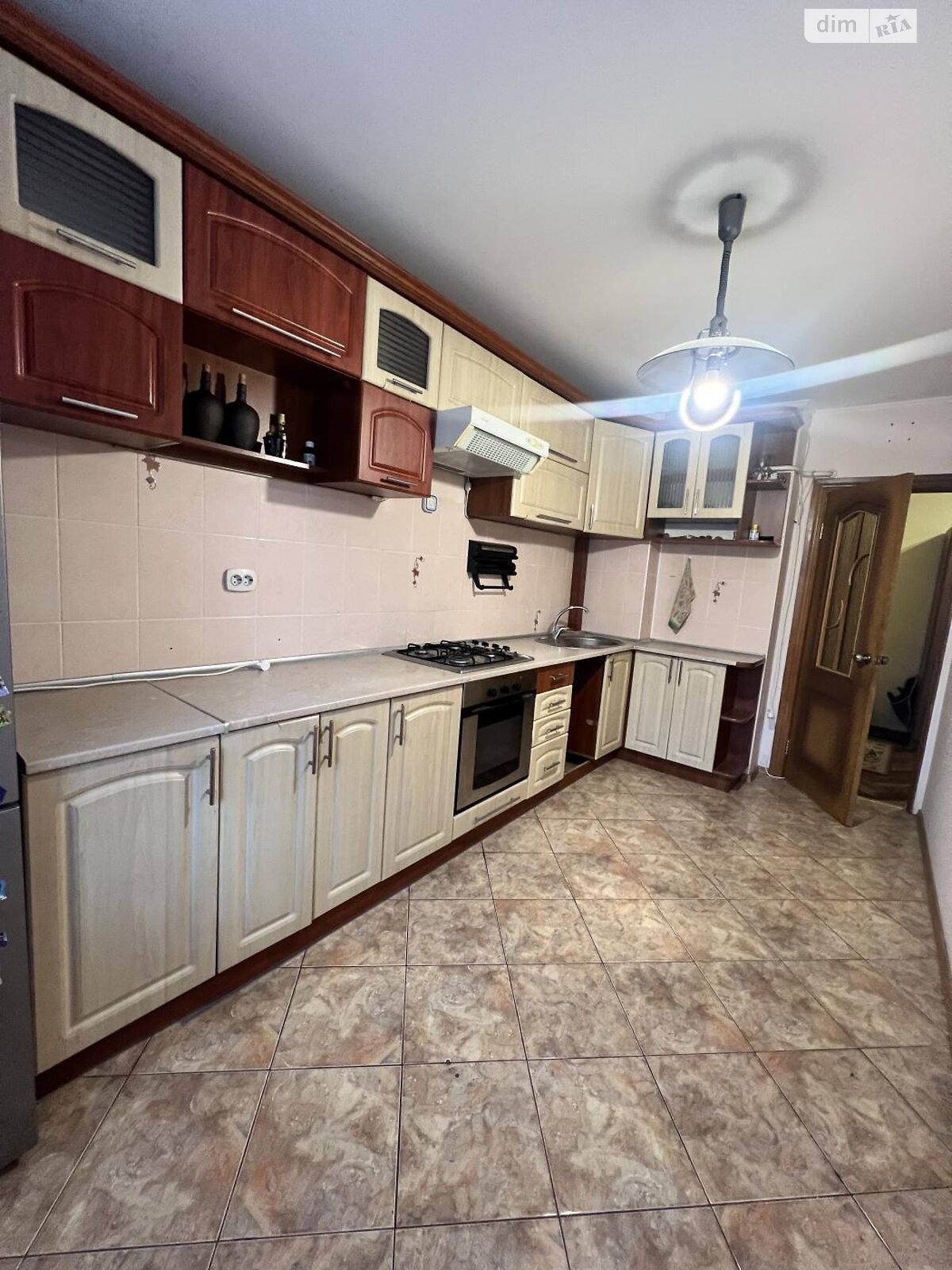 Продажа трехкомнатной квартиры в Львове, на ул. Коломийская 8, район Санта Барбара фото 1 Продажа трехкомнатной квартиры в Львове, на ул. Коломийская 8, район Санта Барбара фото 1