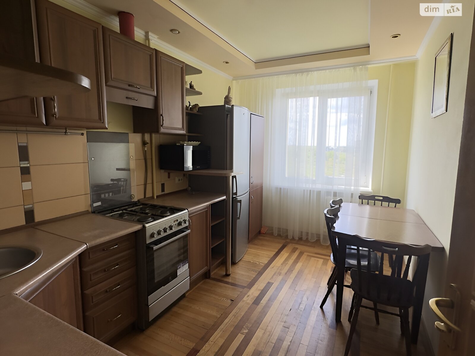 Продаж чотирикімнатної квартири в Львові, на просп. Червоної Калини 133, район Санта Барбара фото 1 Продаж чотирикімнатної квартири в Львові, на просп. Червоної Калини 133, район Санта Барбара фото 1