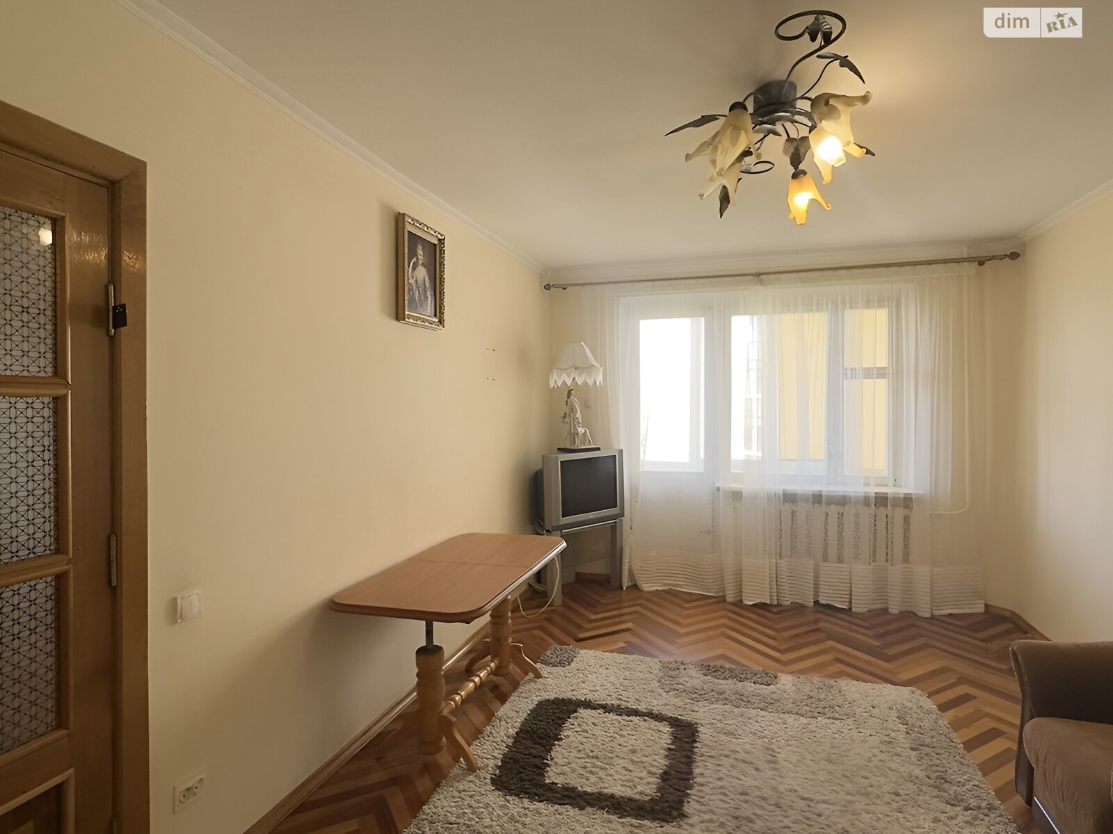 Продаж чотирикімнатної квартири в Львові, на просп. Червоної Калини 133, район Санта Барбара фото 1 Продаж чотирикімнатної квартири в Львові, на просп. Червоної Калини 133, район Санта Барбара фото 1