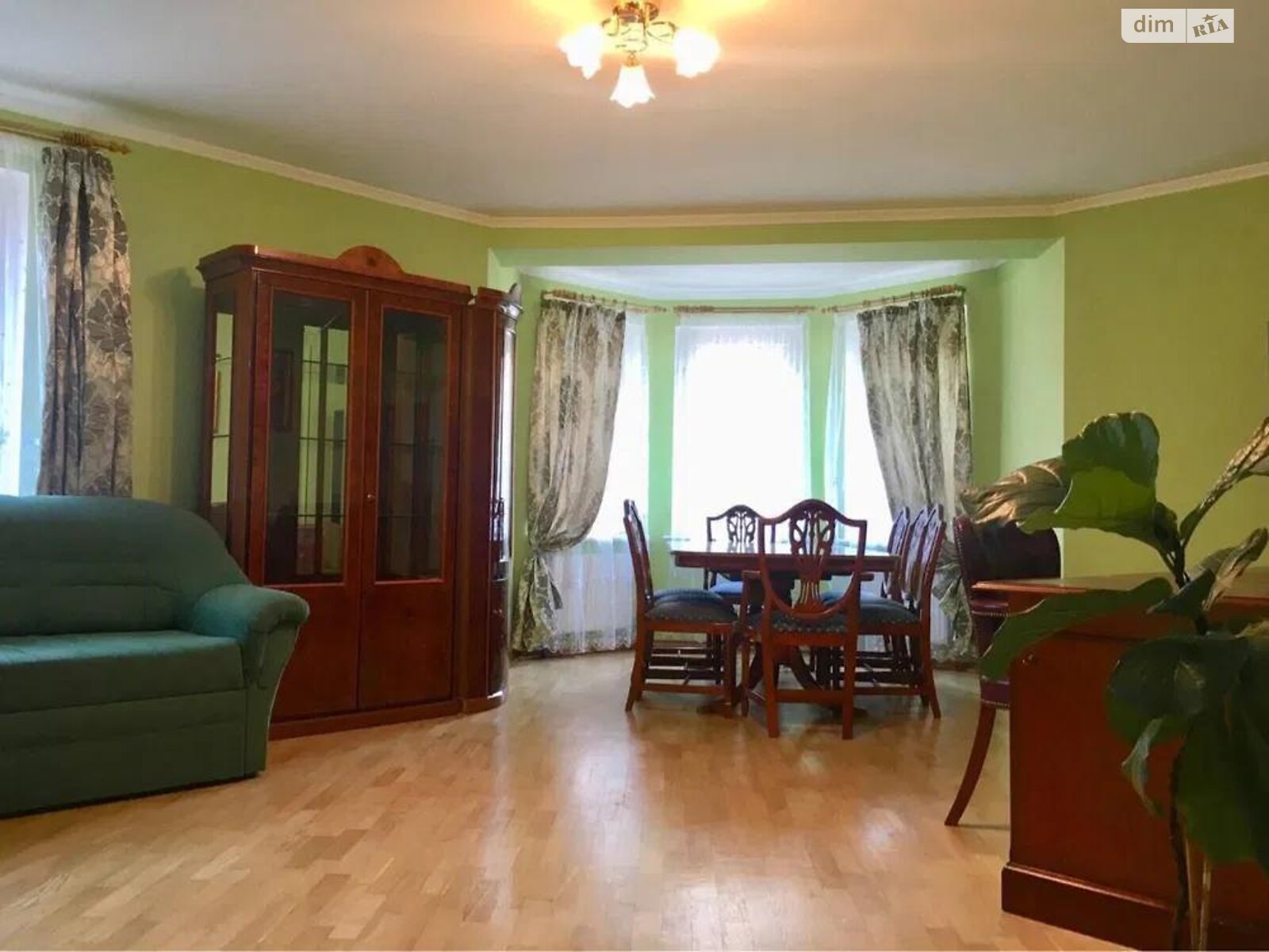 Продаж трикімнатної квартири в Львові, на вул. Михайла Драгана, район Санта Барбара фото 1 Продаж трикімнатної квартири в Львові, на вул. Михайла Драгана, район Санта Барбара фото 1