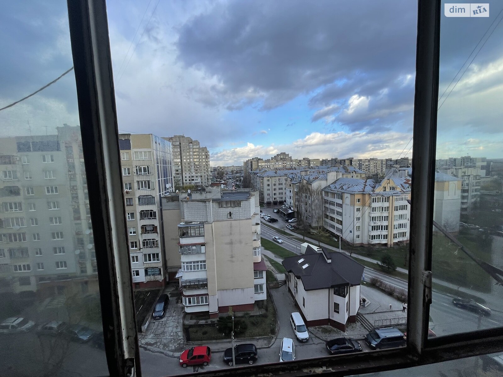 Продажа двухкомнатной квартиры в Львове, на ул. Михаила Драгана 26, район Санта Барбара фото 1 Продажа двухкомнатной квартиры в Львове, на ул. Михаила Драгана 26, район Санта Барбара фото 1