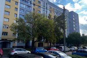 Продажа трехкомнатной квартиры в Львове, на ул. Михаила Горыня, район Санта Барбара фото 2