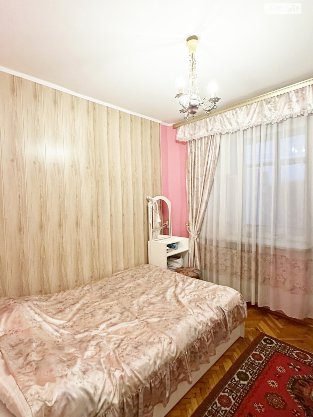 Комерційне приміщення в Рівному, продаж по Пересопницька вулиця, район Центр, ціна: 390 000 доларів за об’єкт фото 1 Комерційне приміщення в Рівному, продаж по Пересопницька вулиця, район Центр, ціна: 390 000 доларів за об’єкт фото 1