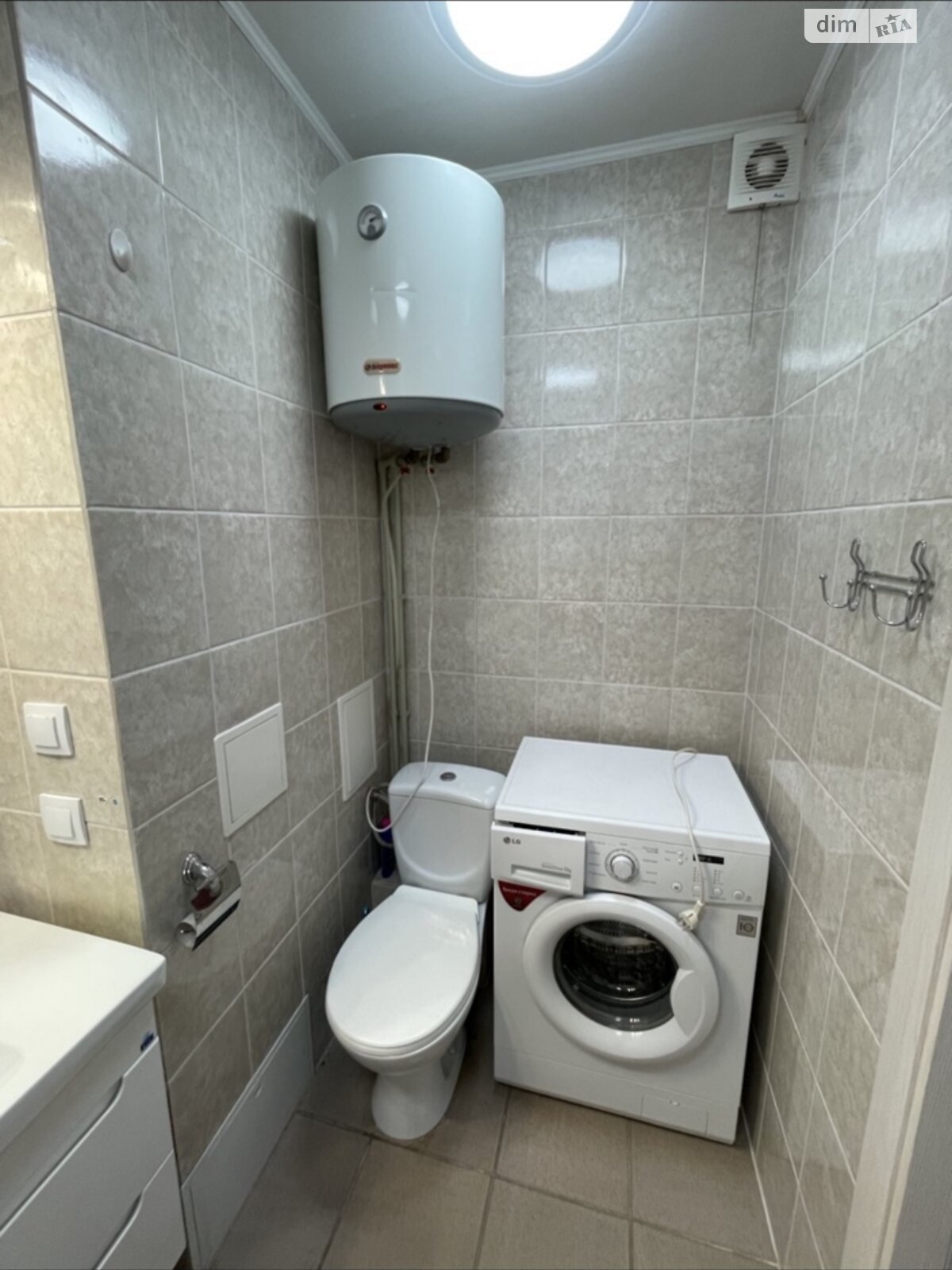 Продажа двухкомнатной квартиры в Львове, на ул. Освицкая 7, район Санта Барбара фото 1 Продажа двухкомнатной квартиры в Львове, на ул. Освицкая 7, район Санта Барбара фото 1