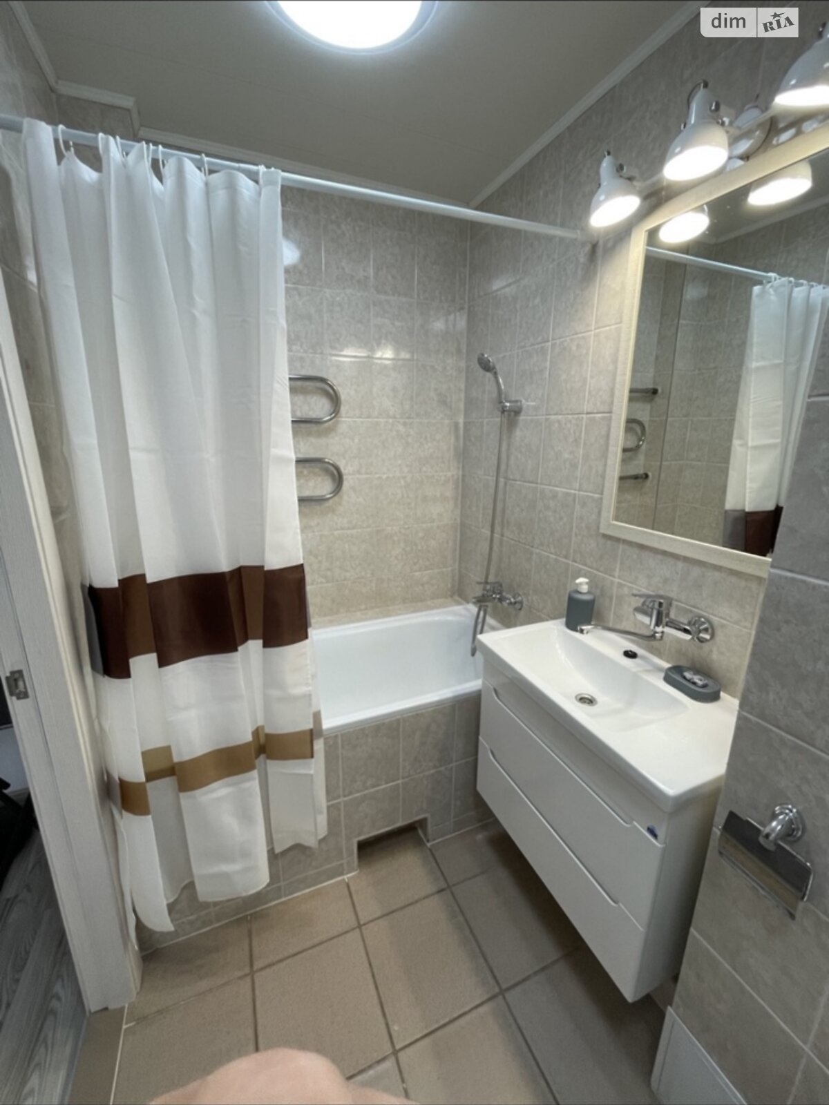 Продажа двухкомнатной квартиры в Львове, на ул. Освицкая 7, район Санта Барбара фото 1 Продажа двухкомнатной квартиры в Львове, на ул. Освицкая 7, район Санта Барбара фото 1