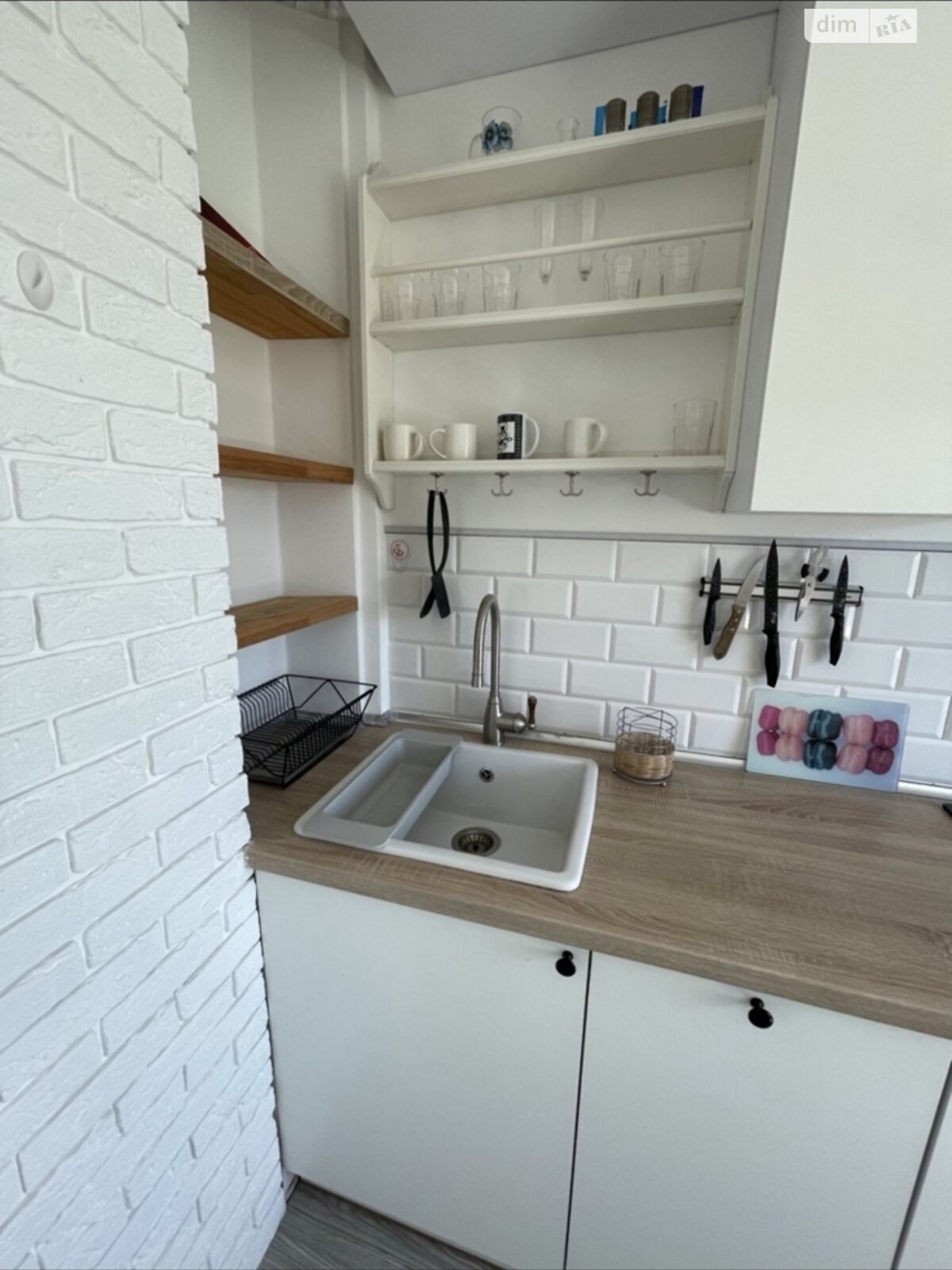 Продажа двухкомнатной квартиры в Львове, на ул. Освицкая 7, район Санта Барбара фото 1 Продажа двухкомнатной квартиры в Львове, на ул. Освицкая 7, район Санта Барбара фото 1