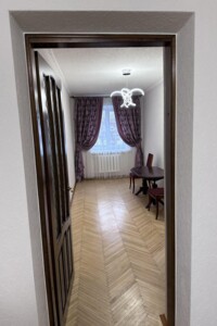 Продажа двухкомнатной квартиры в Львове, на ул. Яворницкого Дмитрия 11, район Серебристый фото 2