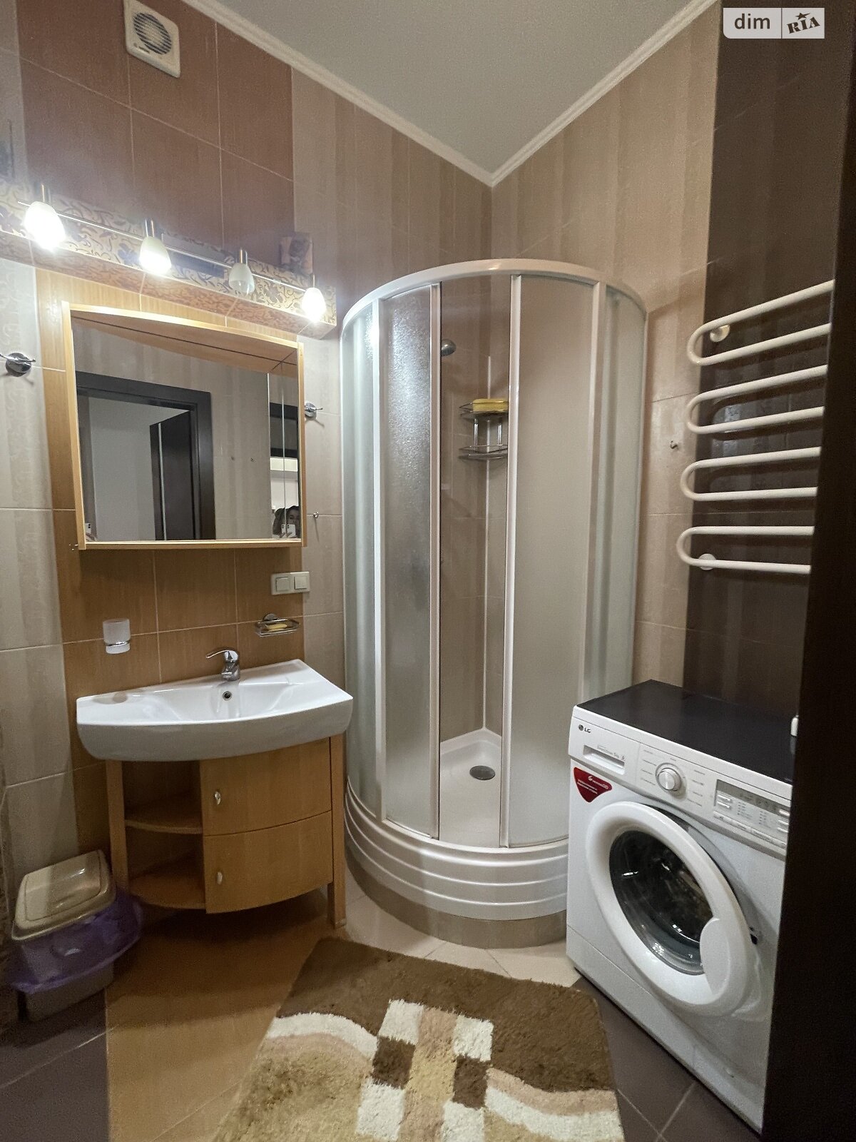 Продаж трикімнатної квартири в Львові, на просп. Чорновола В'ячеслава 67Б, район Шевченківський фото 1 Продаж трикімнатної квартири в Львові, на просп. Чорновола В'ячеслава 67Б, район Шевченківський фото 1
