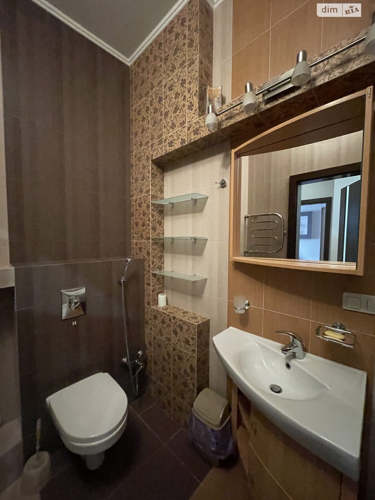 Продаж трикімнатної квартири в Львові, на просп. Чорновола В'ячеслава 67Б, район Шевченківський фото 1 Продаж трикімнатної квартири в Львові, на просп. Чорновола В'ячеслава 67Б, район Шевченківський фото 1