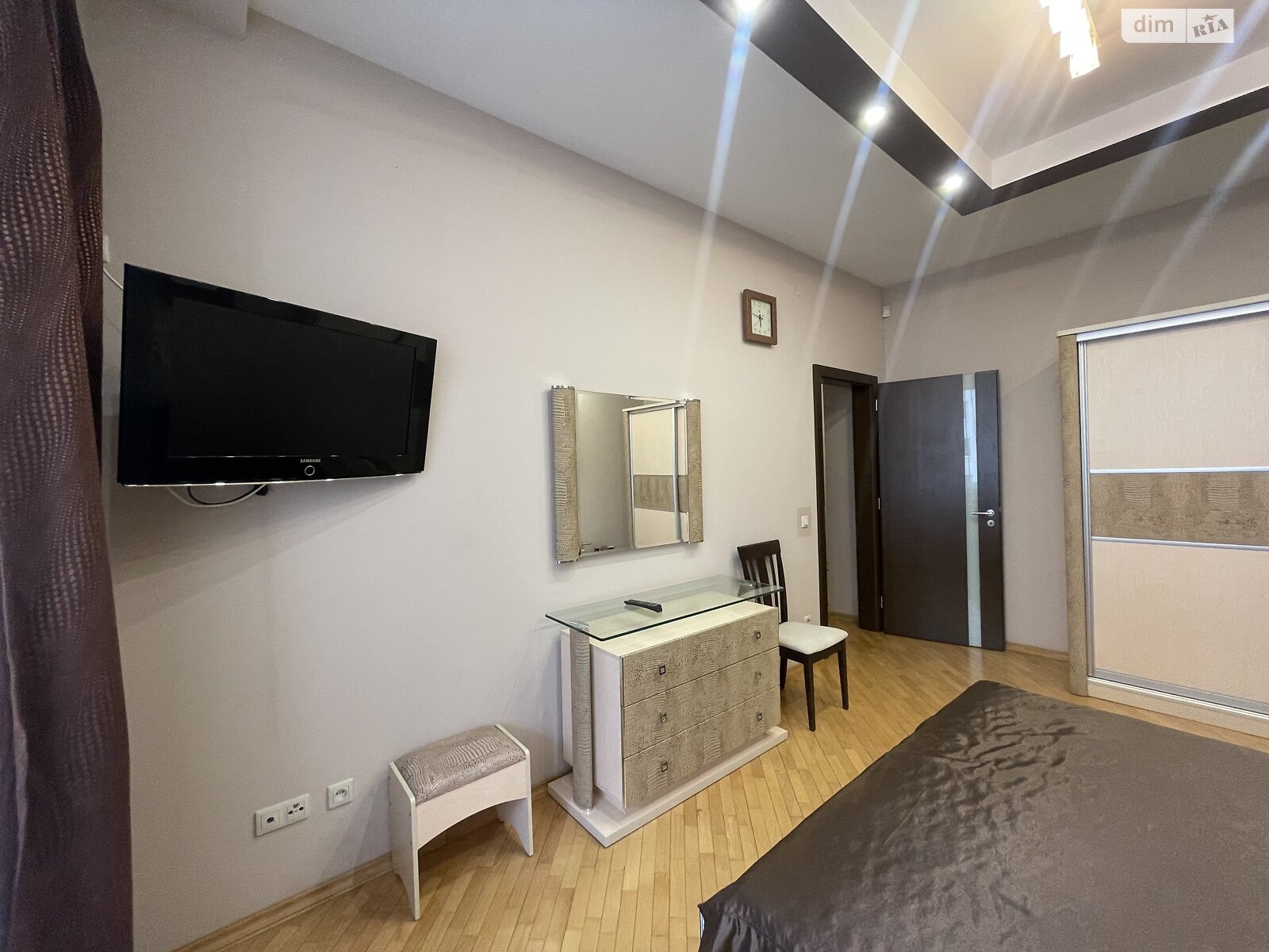 Продаж трикімнатної квартири в Львові, на просп. Чорновола В'ячеслава 67Б, район Шевченківський фото 1 Продаж трикімнатної квартири в Львові, на просп. Чорновола В'ячеслава 67Б, район Шевченківський фото 1