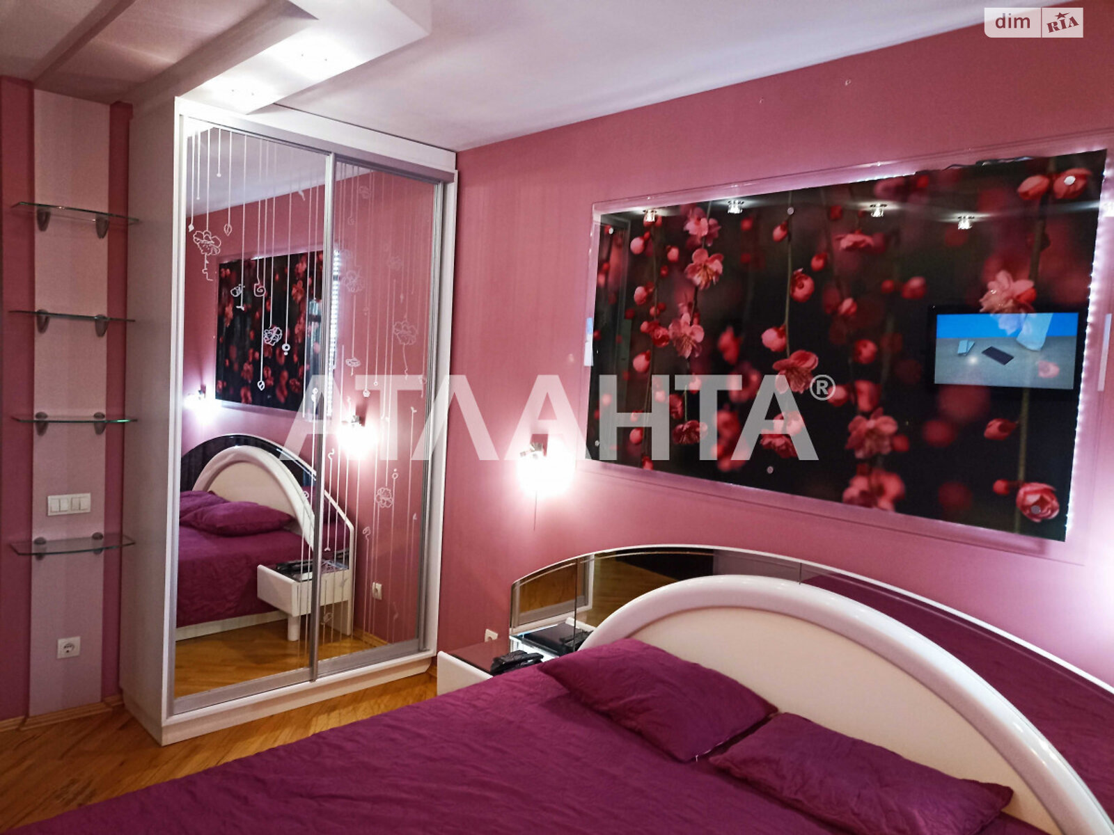 Продаж трикімнатної квартири в Львові, на просп. Чорновола В'ячеслава, район Шевченківський фото 2 Продаж трикімнатної квартири в Львові, на просп. Чорновола В'ячеслава, район Шевченківський фото 2