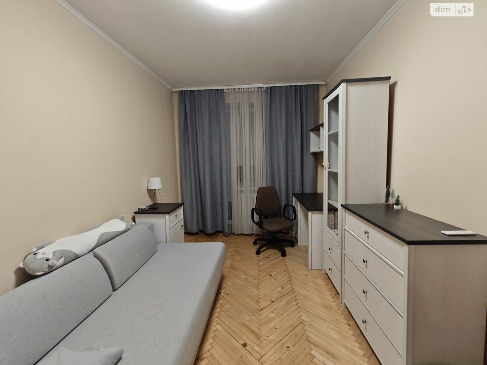 Продаж трикімнатної квартири в Львові, на просп. Чорновола В'ячеслава, район Шевченківський фото 1 Продаж трикімнатної квартири в Львові, на просп. Чорновола В'ячеслава, район Шевченківський фото 1