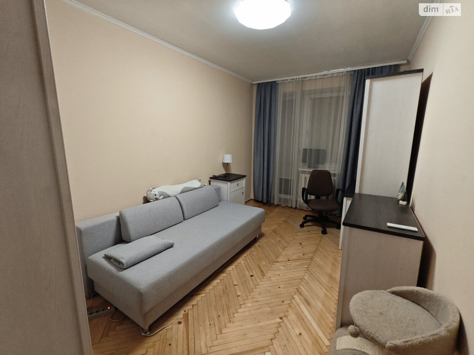 Продаж трикімнатної квартири в Львові, на просп. Чорновола В'ячеслава, район Шевченківський фото 1 Продаж трикімнатної квартири в Львові, на просп. Чорновола В'ячеслава, район Шевченківський фото 1