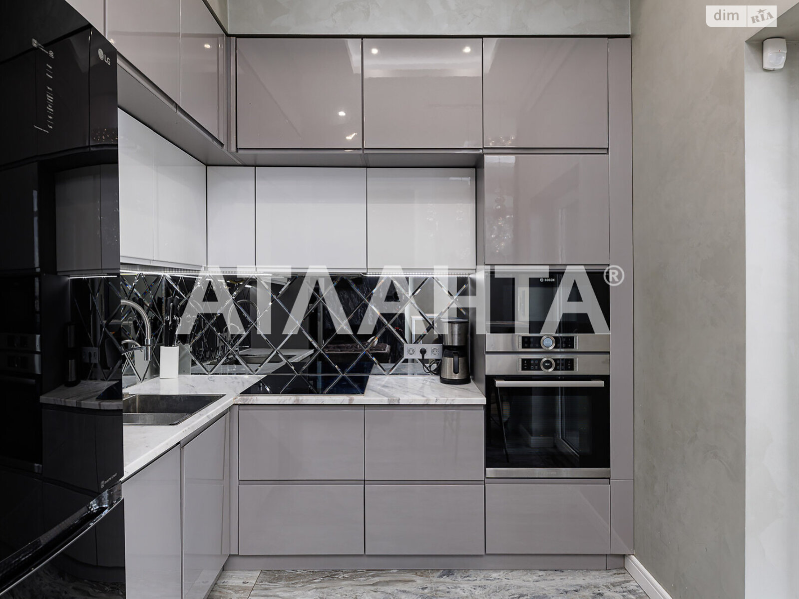 Продаж однокімнатної квартири в Львові, на просп. Чорновола В'ячеслава, район Шевченківський фото 1 Продаж однокімнатної квартири в Львові, на просп. Чорновола В'ячеслава, район Шевченківський фото 1