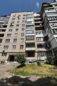 Продаж двокімнатної квартири в Львові, на вул. Гетьмана Івана Мазепи 6, район Шевченківський фото 2