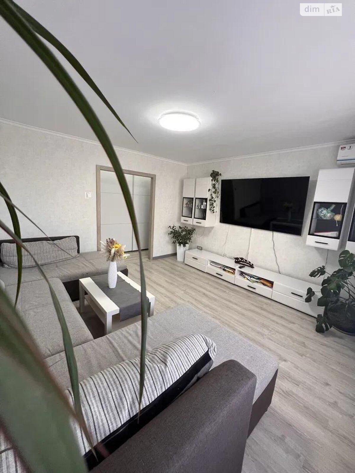 Продажа четырехкомнатной квартиры в Львове, на ул. Гетьмана Ивана Мазепы, район Шевченковский фото 1